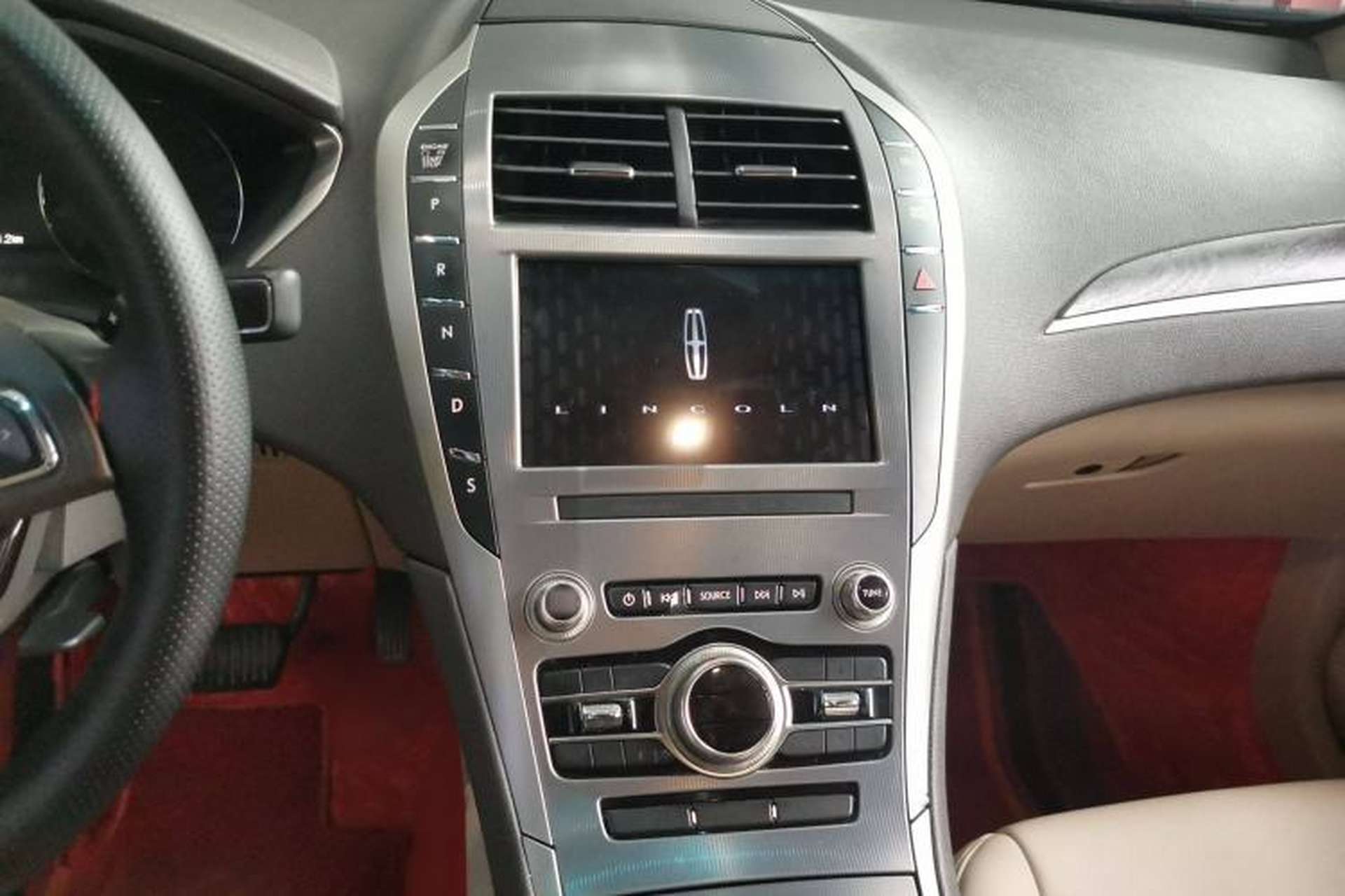 Used Lincoln MKZ 2019 2.0T Luxury Edition China VI Audio And AC Panel