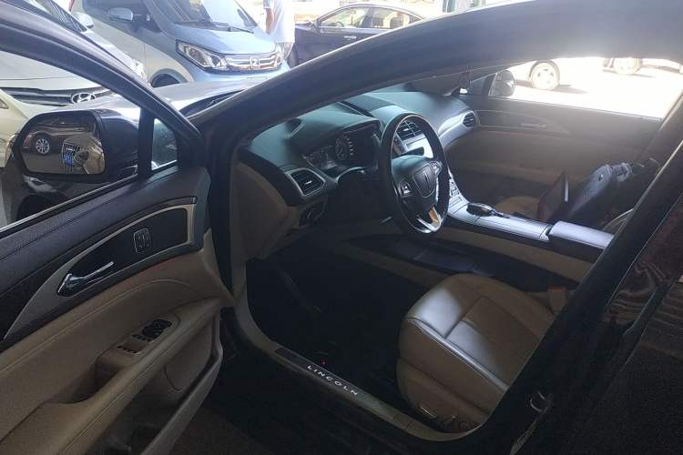 Used Lincoln MKZ 2019 2.0T Luxury Edition China VI Driver Seat