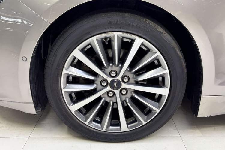 Used Lincoln MKZ 2019 2.0T Luxury Edition China VI Standard Exterior 4