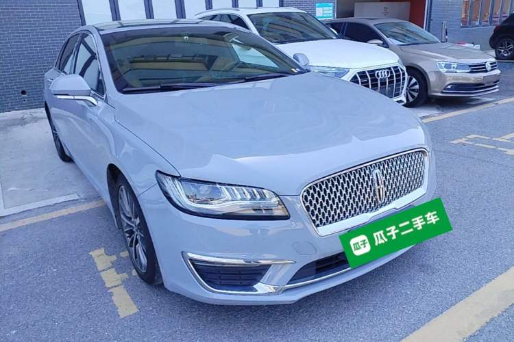 Used Lincoln MKZ 2019 2.0T Luxury Edition China VI Standard Front Right 45 Deg