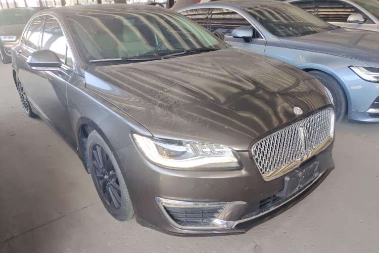 Used Lincoln MKZ 2019 2.0T Luxury Edition China VI Front Right 45 Deg