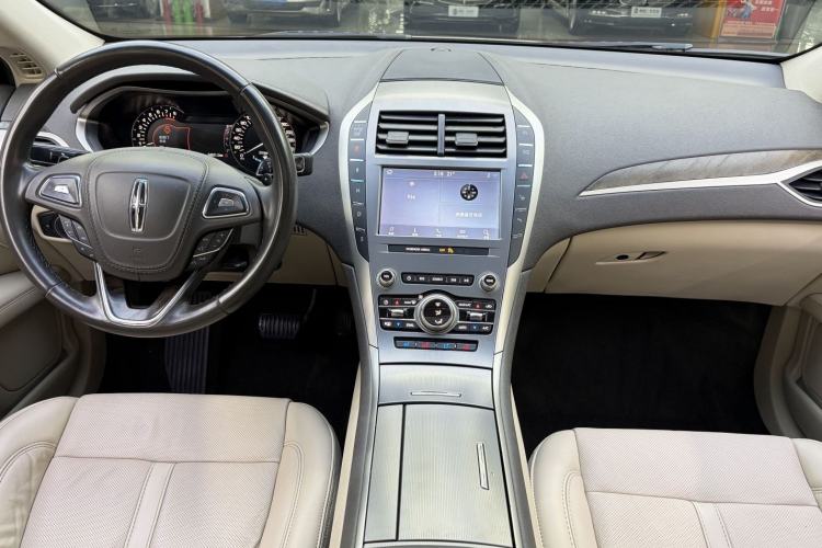 Used Lincoln MKZ 2019 2.0T Luxury Edition China VI Standard Interior 1