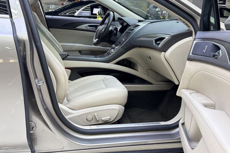 Used Lincoln MKZ 2019 2.0T Luxury Edition China VI Standard Interior 10