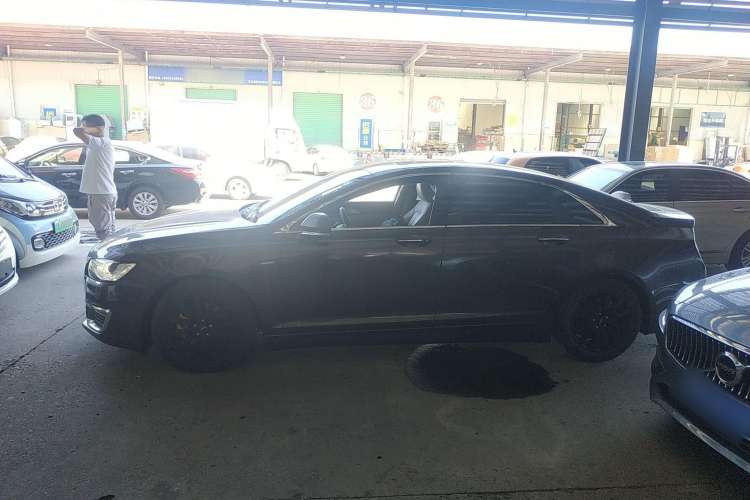 Used Lincoln MKZ 2019 2.0T Luxury Edition China VI Left Side