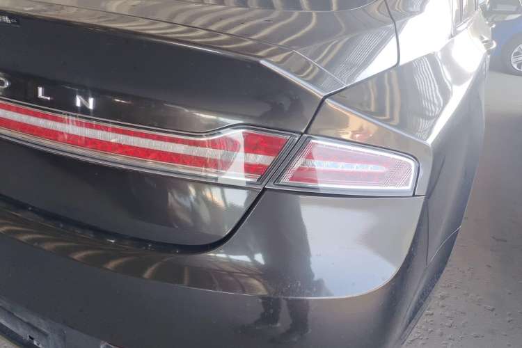 Used Lincoln MKZ 2019 2.0T Luxury Edition China VI Right Rear Taillight