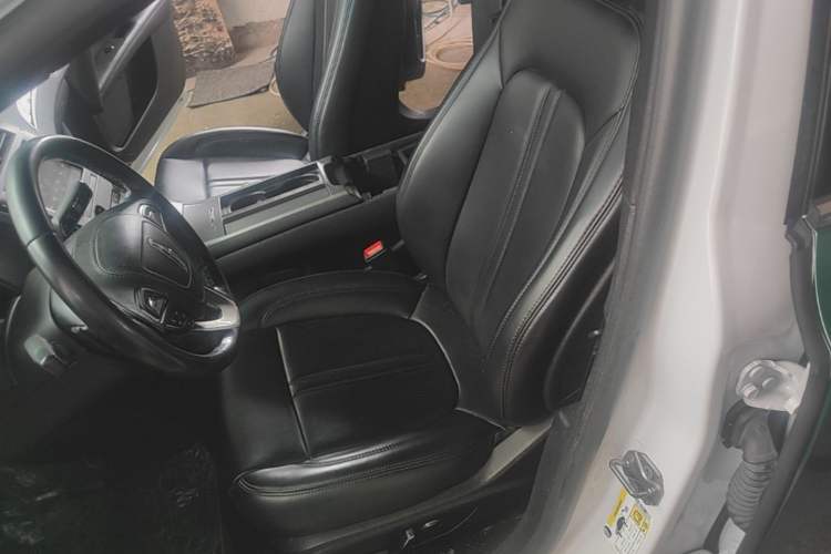 Used Lincoln MKZ 2019 2.0T Luxury Edition China VI Left Front Seat