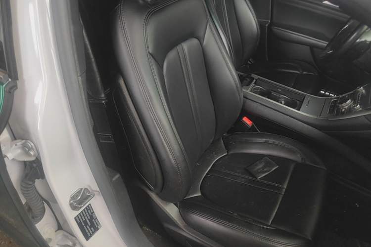 Used Lincoln MKZ 2019 2.0T Luxury Edition China VI Right Front Seat