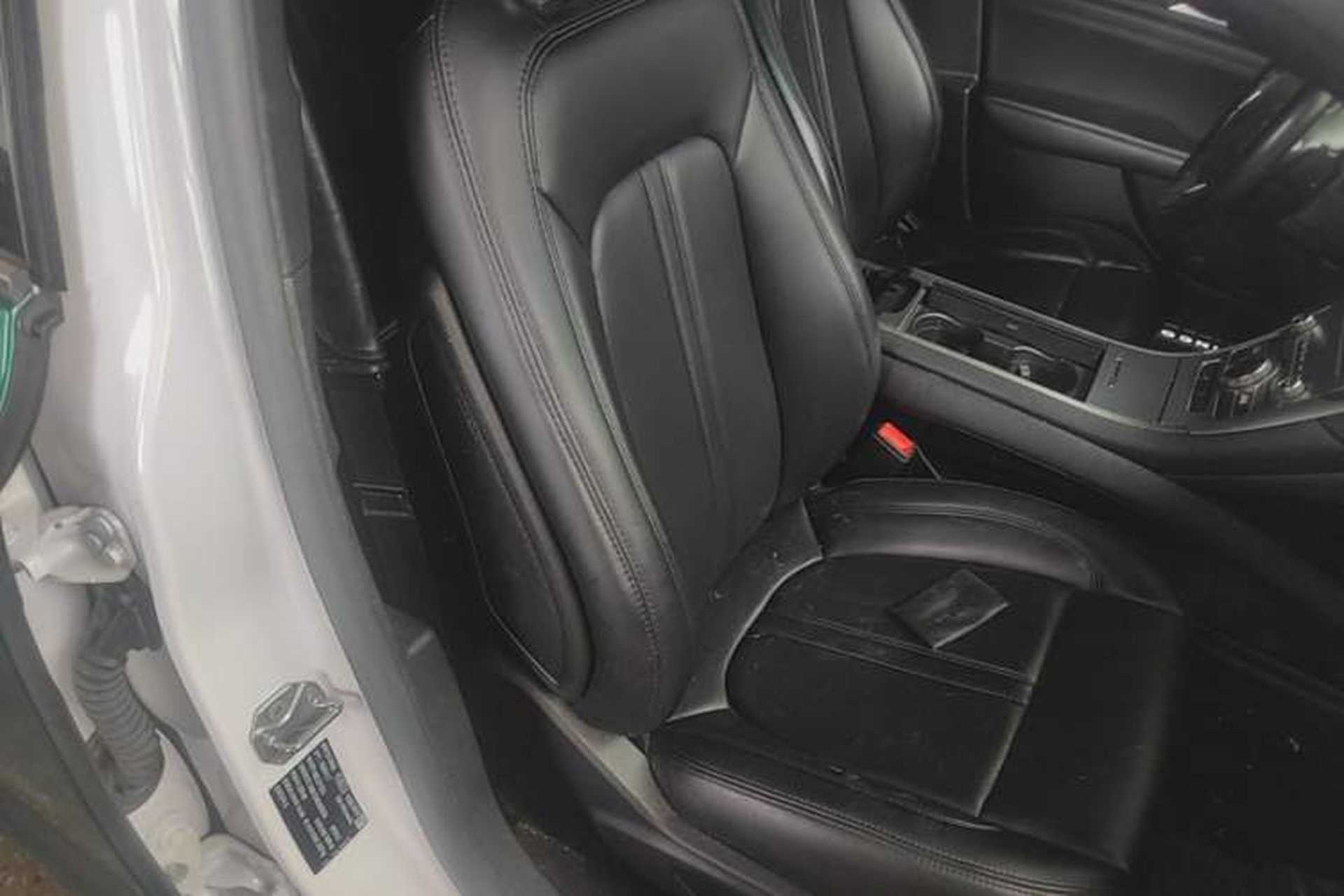 Used Lincoln MKZ 2019 2.0T Luxury Edition China VI Right Front Seat