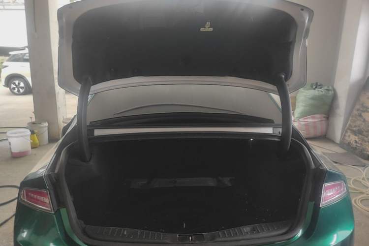 Used Lincoln MKZ 2019 2.0T Luxury Edition China VI Trunk