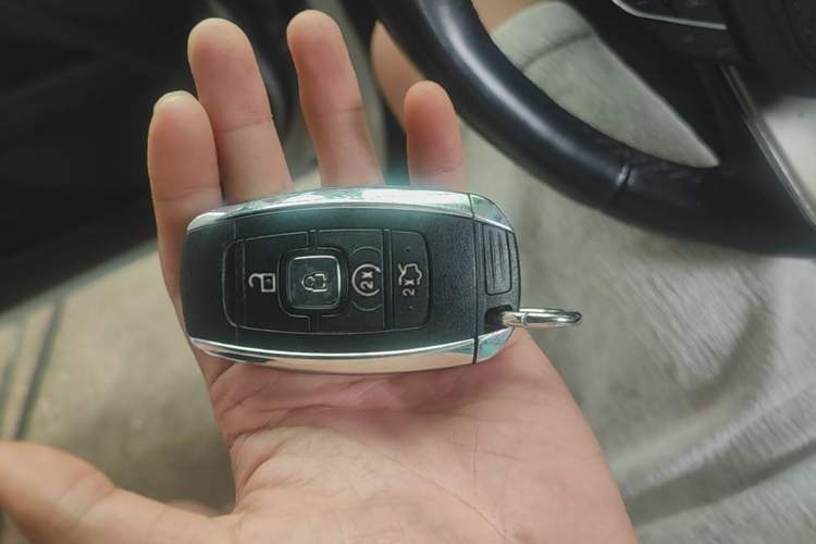 Used Lincoln MKZ 2019 2.0T Luxury Edition China VI Vehicle Key