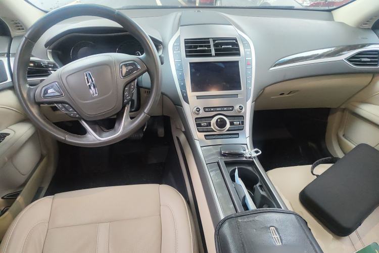 Used Lincoln MKZ 2019 2.0T Luxury Edition China V Standard Center Console