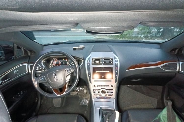 Used Lincoln MKZ 2019 2.0T Luxury Edition China VI Standard Center Console