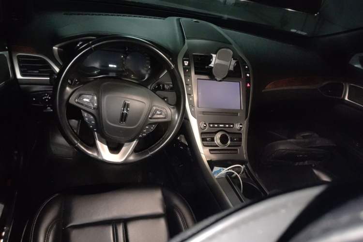 Used Lincoln MKZ 2019 2.0T Luxury Edition China V Standard Center Console