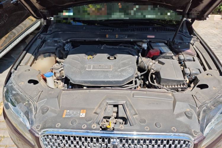 Used Lincoln MKZ 2019 2.0T Luxury Edition China VI Engine Bay