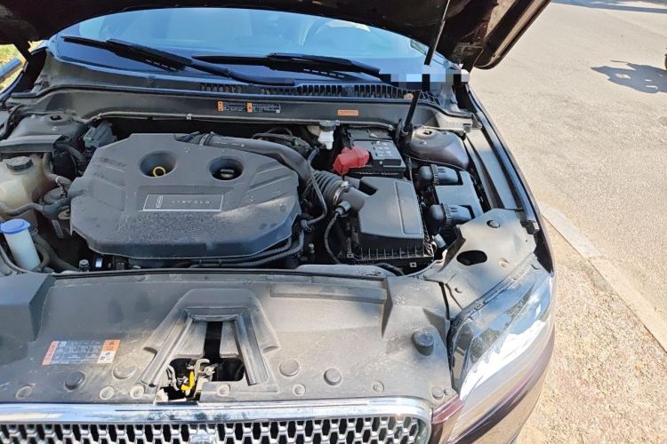 Used Lincoln MKZ 2019 2.0T Luxury Edition China VI Standard Engine Bay Left