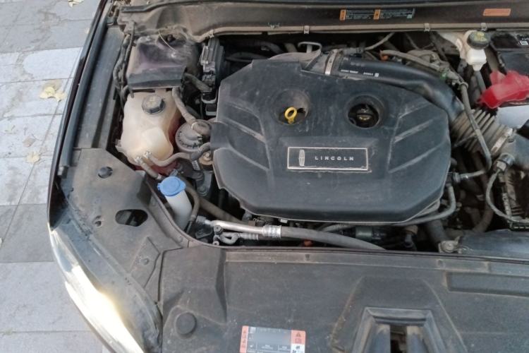 Used Lincoln MKZ 2019 2.0T Luxury Edition China VI Standard Engine Bay Right