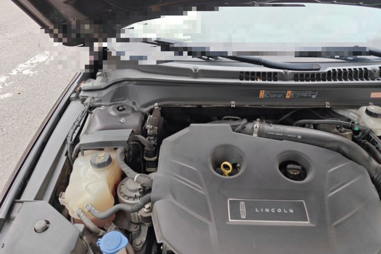 Used Lincoln MKZ 2019 2.0T Luxury Edition China V Standard Engine Bay Right