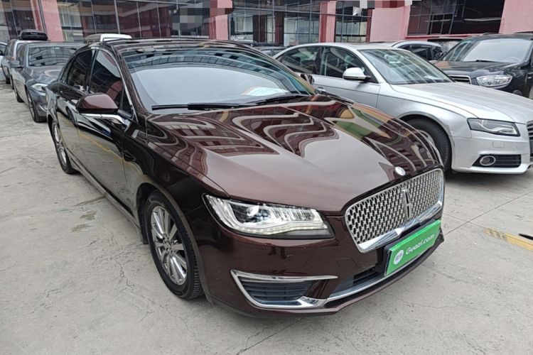Used Lincoln MKZ 2019 2.0T Luxury Edition China VI Front Right 45 Deg