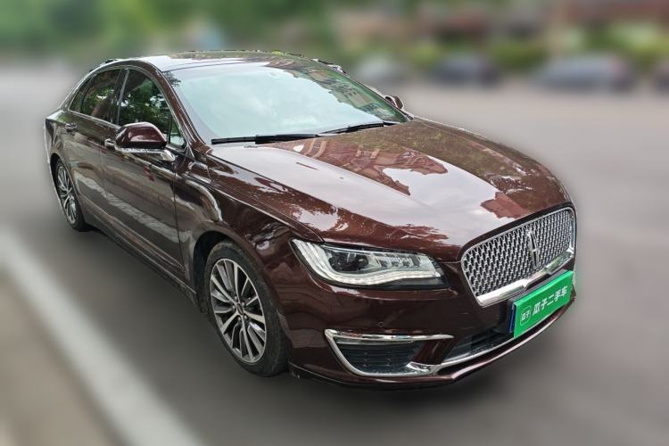 Used Lincoln MKZ 2019 2.0T Luxury Edition China VI Standard Front Right 45 Deg
