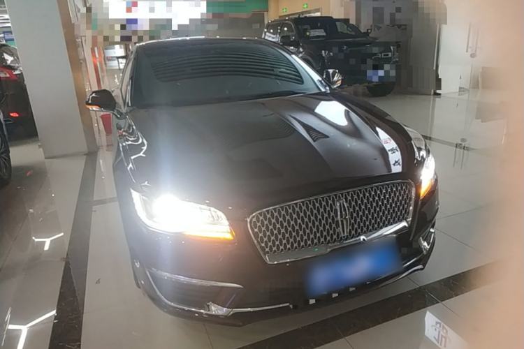 Used Lincoln MKZ 2019 2.0T Luxury Edition China VI Front Right 45 Deg