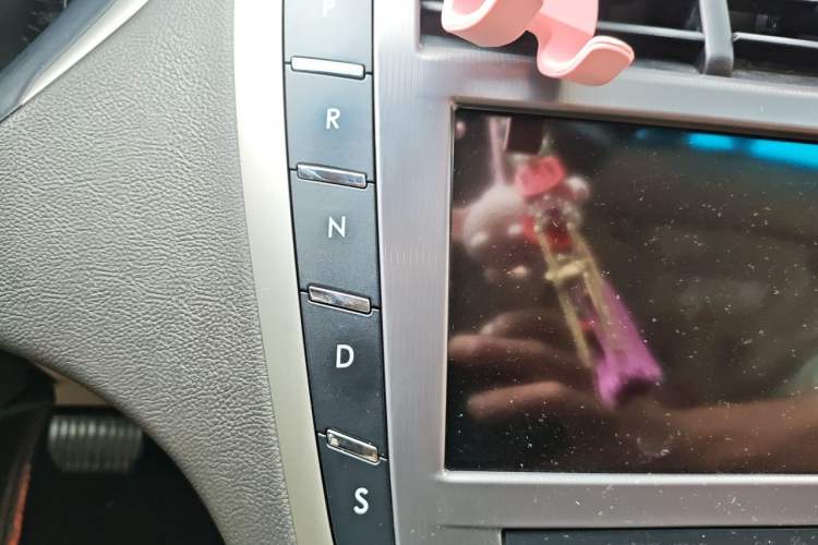 Used Lincoln MKZ 2019 2.0T Luxury Edition China VI Standard Gear Lever