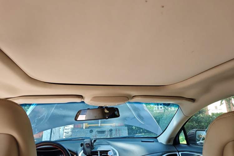 Used Lincoln MKZ 2019 2.0T Luxury Edition China VI Standard Headliner