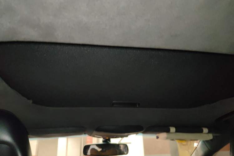 Used Lincoln MKZ 2019 2.0T Luxury Edition China VI Headliner