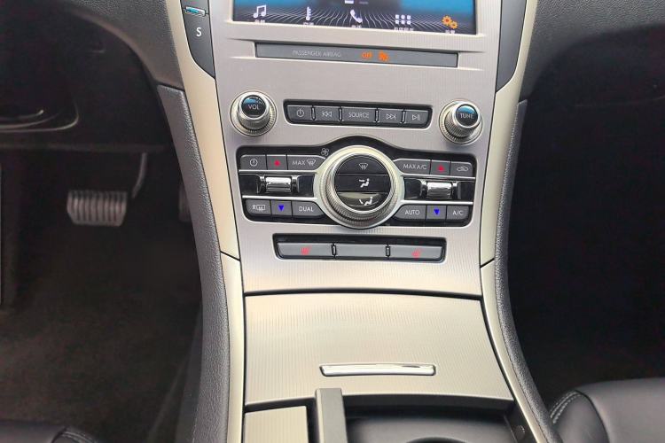 Used Lincoln MKZ 2019 2.0T Luxury Edition China VI Interior 6