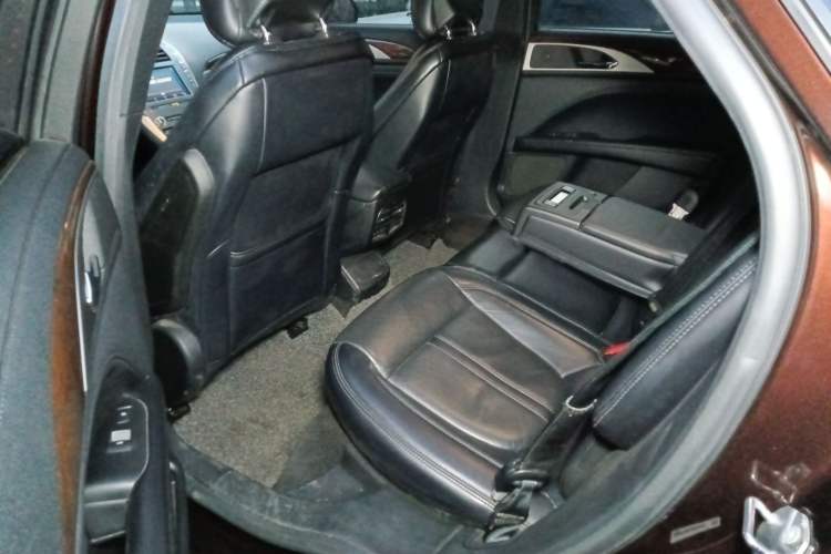 Used Lincoln MKZ 2019 2.0T Luxury Edition China VI Standard Left Rear Seat