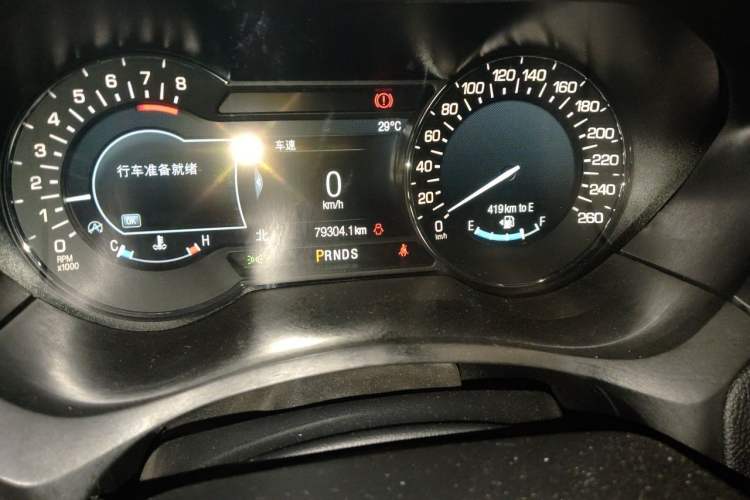 Used Lincoln MKZ 2019 2.0T Luxury Edition China V Standard Odometer Close Up