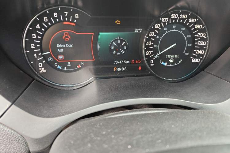 Used Lincoln MKZ 2019 2.0T Luxury Edition China V Standard Odometer Close Up