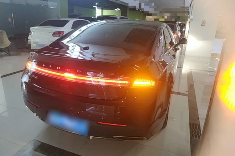 Used Lincoln MKZ 2019 2.0T Luxury Edition China VI Rear Right 45 Deg