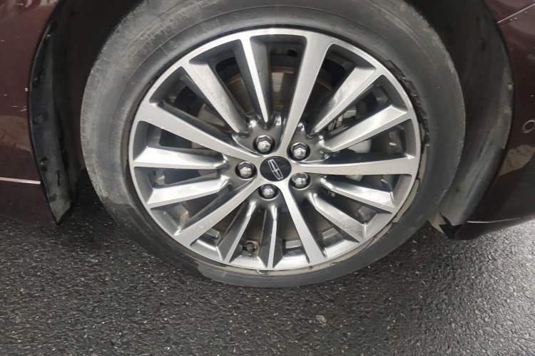 Used Lincoln MKZ 2019 2.0T Luxury Edition China V Standard Right Front Wheel Hub