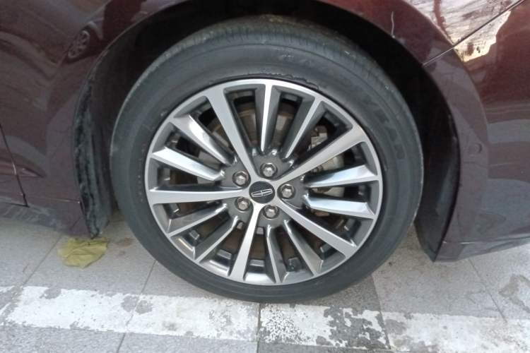 Used Lincoln MKZ 2019 2.0T Luxury Edition China VI Standard Right Front Wheel Hub