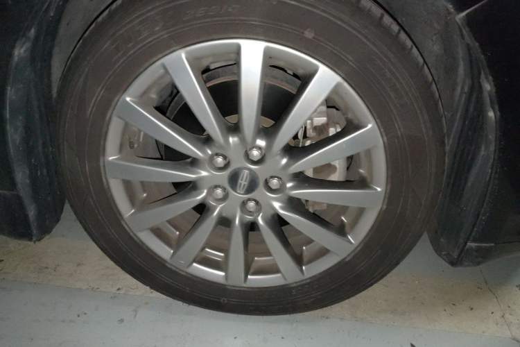 Used Lincoln MKZ 2019 2.0T Luxury Edition China V Standard Right Front Wheel Hub