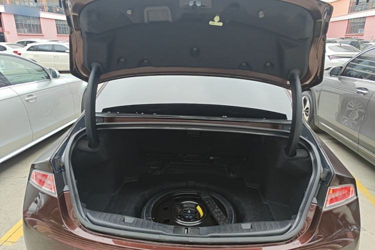 Used Lincoln MKZ 2019 2.0T Luxury Edition China VI Trunk