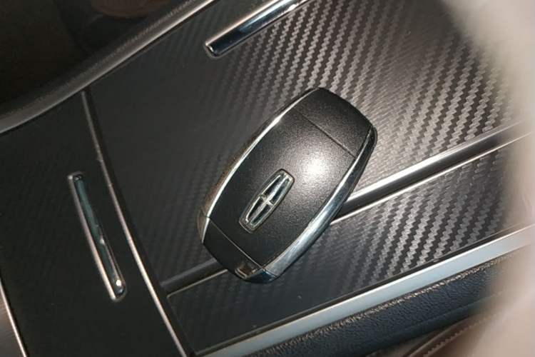 Used Lincoln MKZ 2019 2.0T Luxury Edition China VI Vehicle Key