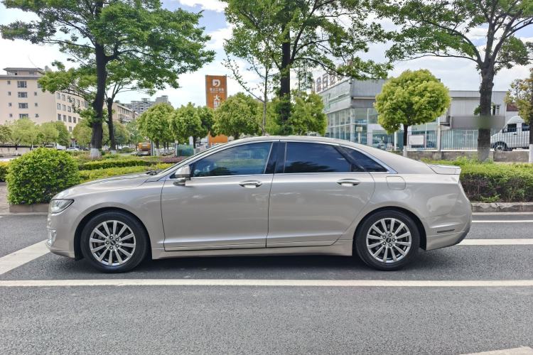 Used Lincoln MKZ 2019 2.0T Luxury Edition China VI Exterior 3