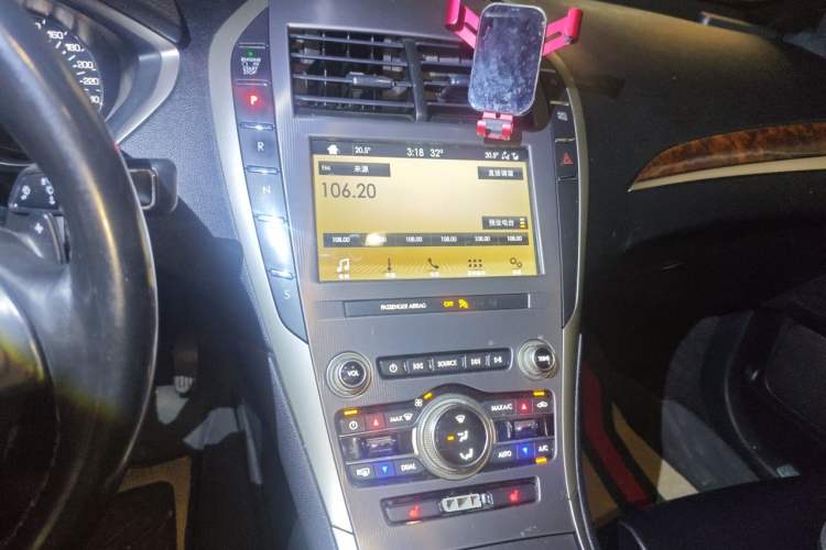 Used Lincoln MKZ 2019 2.0T Luxury Edition China VI Audio And AC Panel
