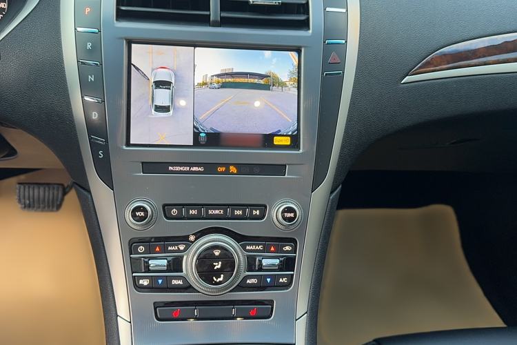 Used Lincoln MKZ 2019 2.0T Luxury Edition China VI Audio And AC Panel