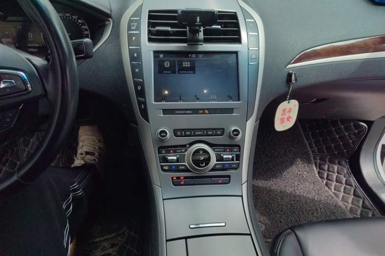Used Lincoln MKZ 2019 2.0T Luxury Edition China VI Audio And AC Panel