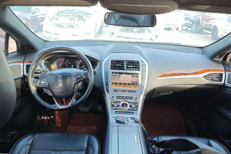 Used Lincoln MKZ 2019 2.0T Luxury Edition China VI Standard Center Console