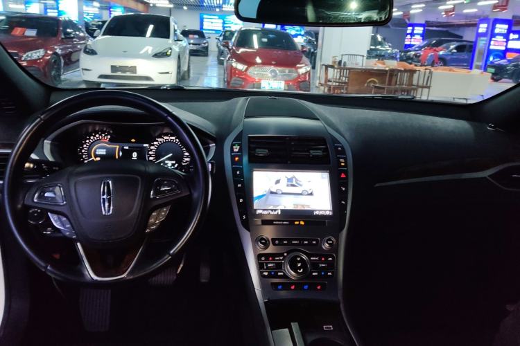 Used Lincoln MKZ 2019 2.0T Luxury Edition China VI Standard Center Console