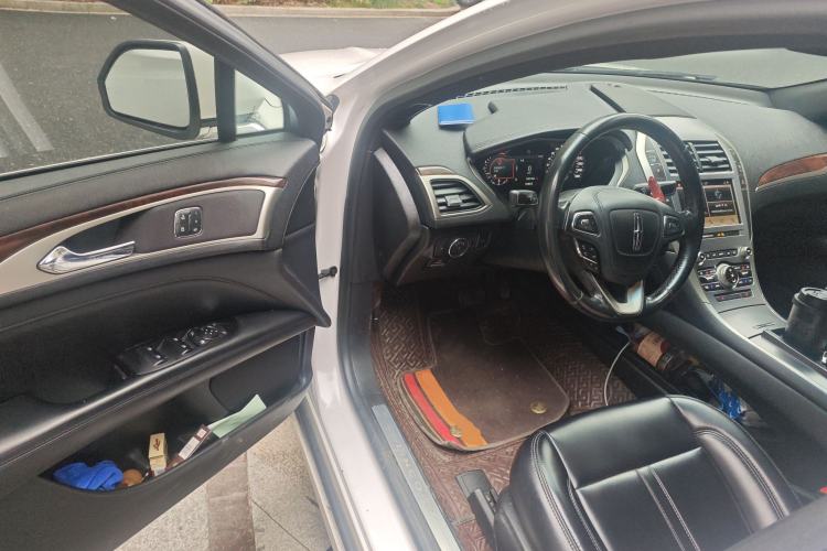 Used Lincoln MKZ 2019 2.0T Luxury Edition China VI Driver Seat