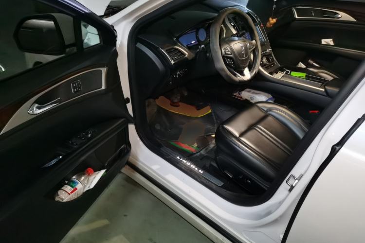 Used Lincoln MKZ 2019 2.0T Luxury Edition China VI Driver Seat