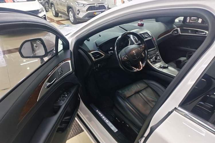 Used Lincoln MKZ 2019 2.0T Luxury Edition China VI Standard Driver Seat