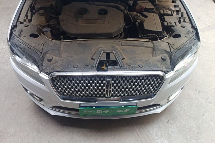 Used Lincoln MKZ 2019 2.0T Luxury Edition China VI Engine Bay