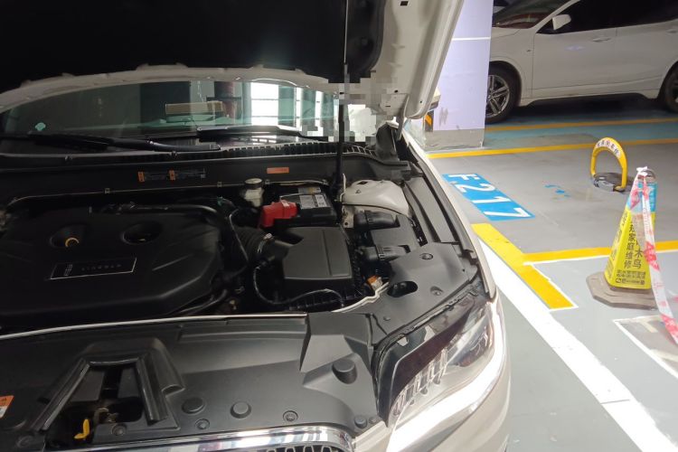 Used Lincoln MKZ 2019 2.0T Luxury Edition China VI Standard Engine Bay Left