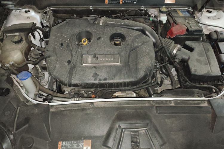 Used Lincoln MKZ 2019 2.0T Luxury Edition China V Standard Engine Bay