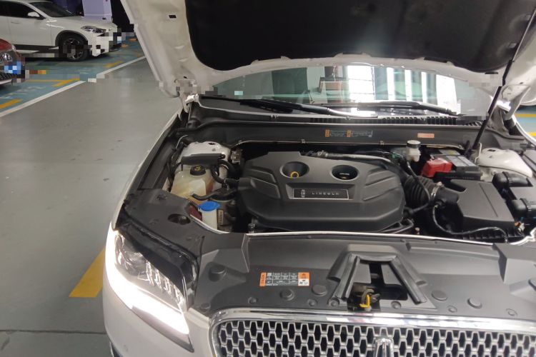 Used Lincoln MKZ 2019 2.0T Luxury Edition China VI Standard Engine Bay Right